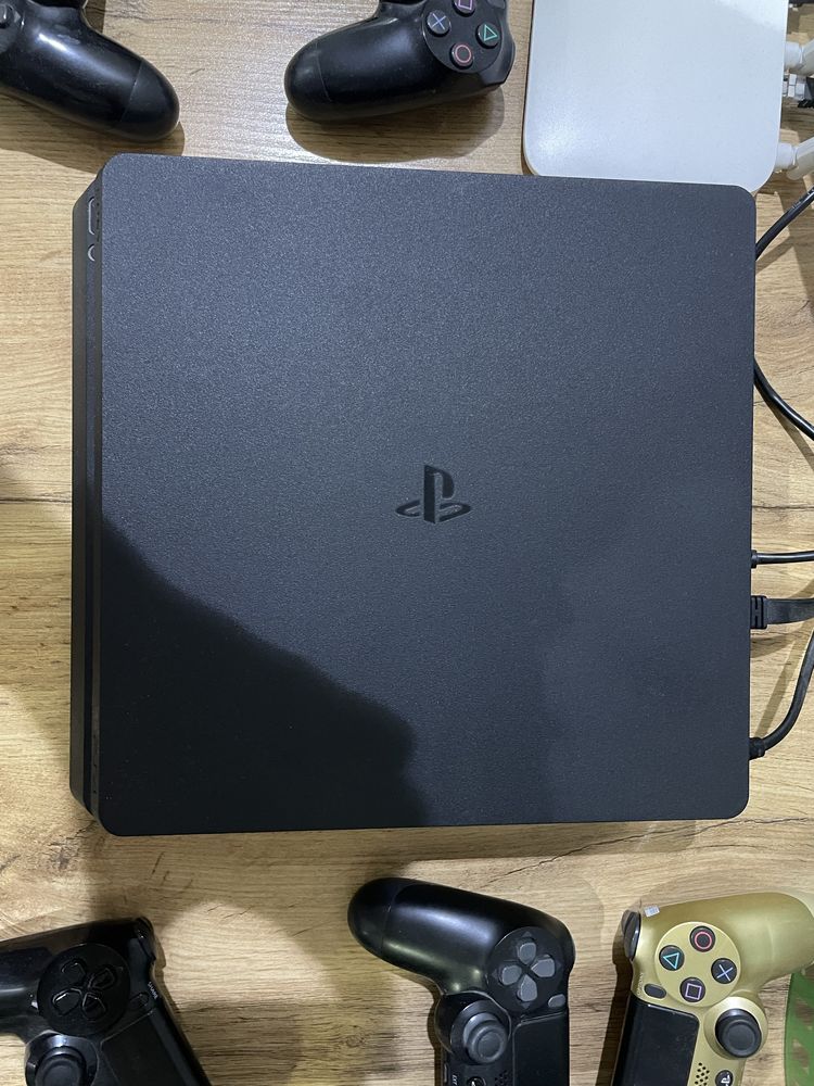 Playstation 4 - 1TB