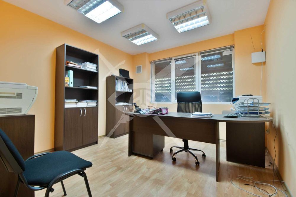 Продава се Офис в София, Дружба 2 - 168 кв.м за 1905 €/кв.м - Снимка #1