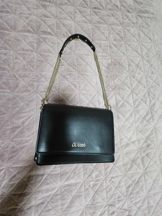 Дамска чанта Guess