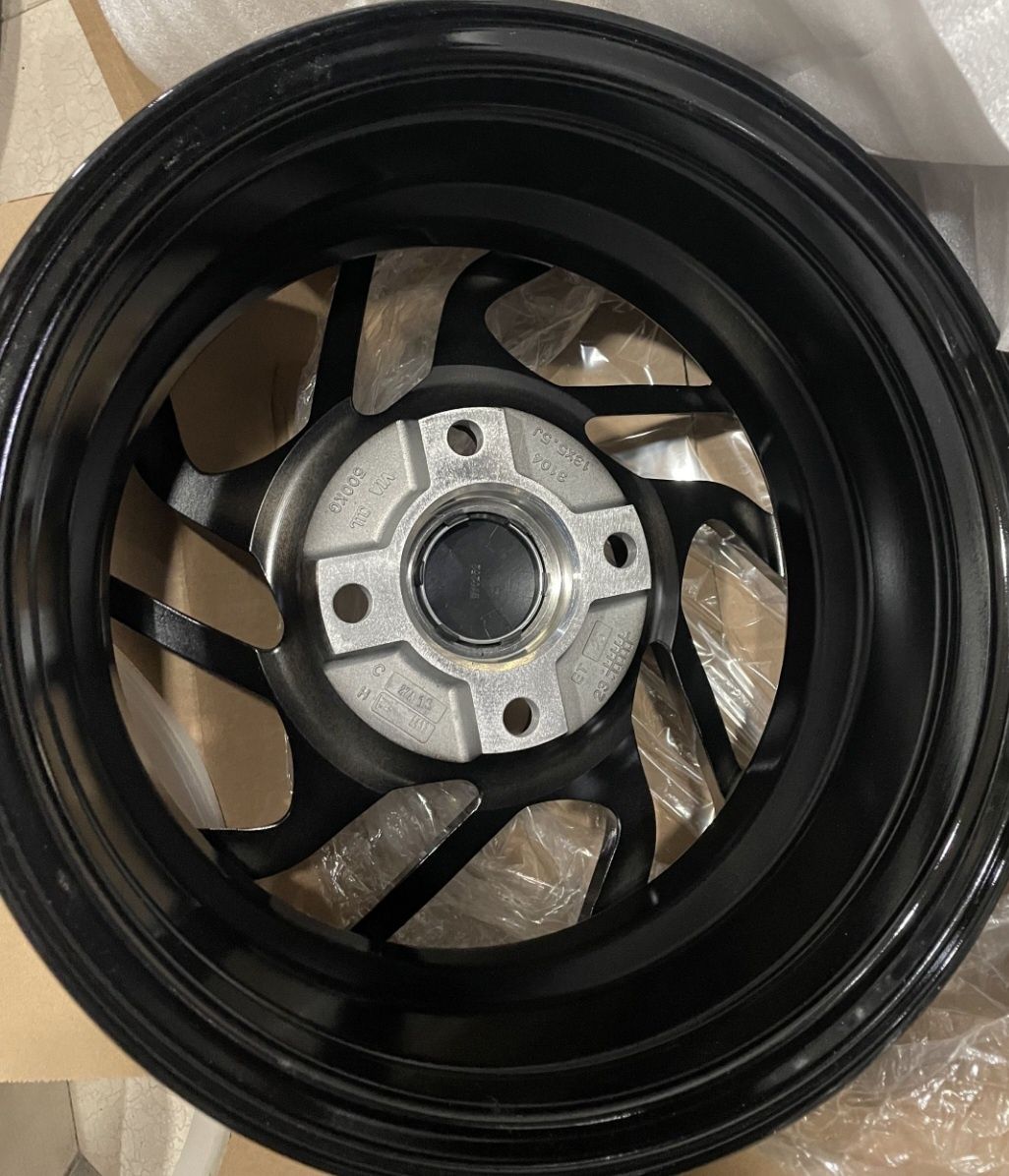 Мерсадес гелик фасон диски с размером колес на 13 качество суперское 1