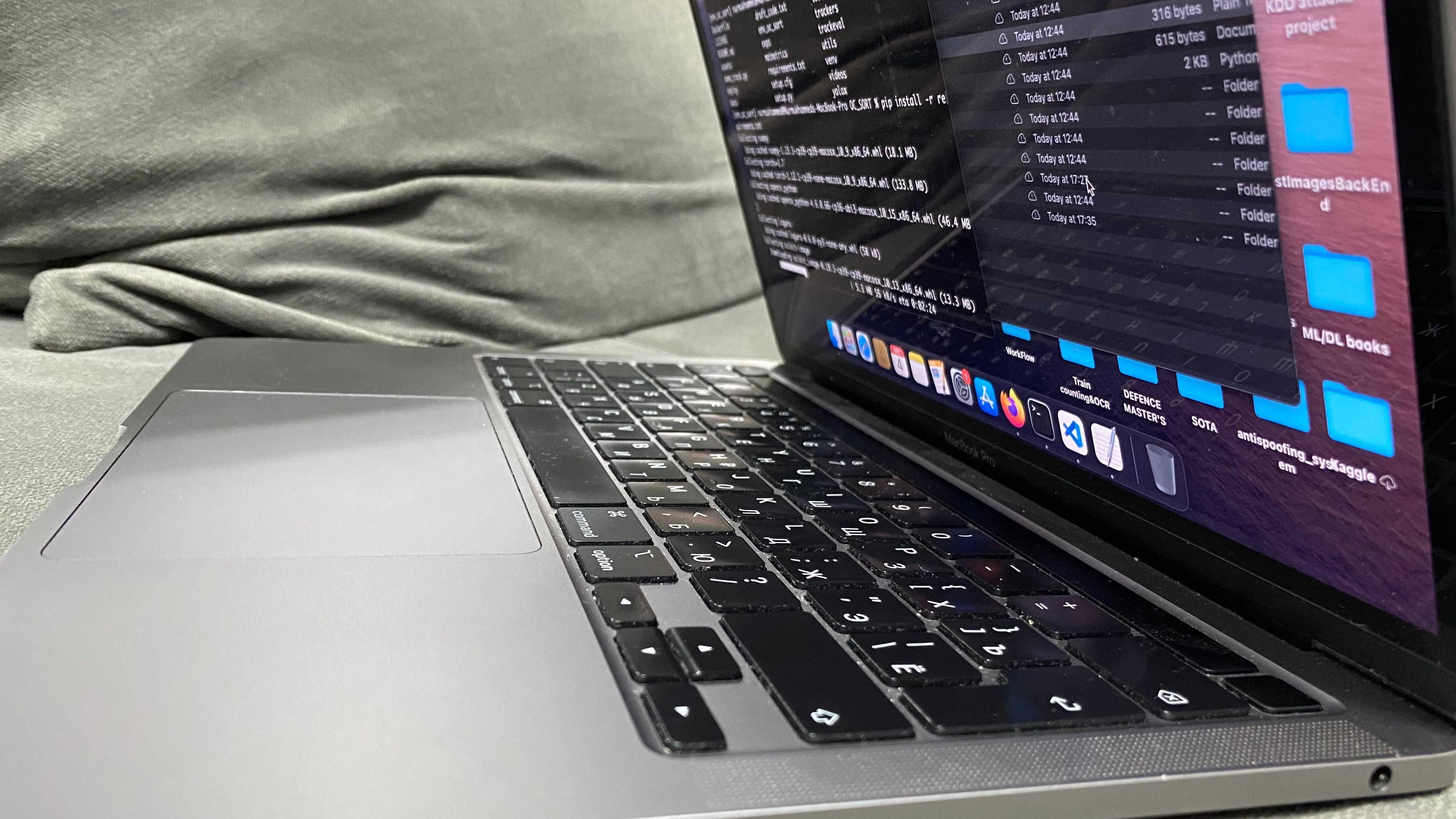 MacBook Pro 13, 2020