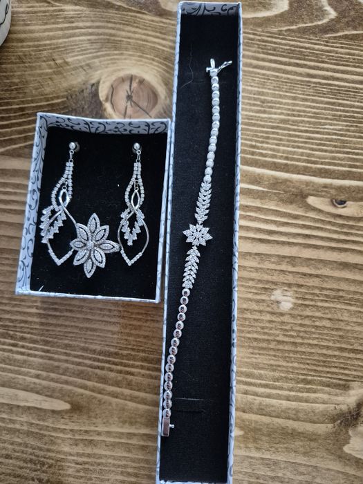 Сребърни бижута комплект
