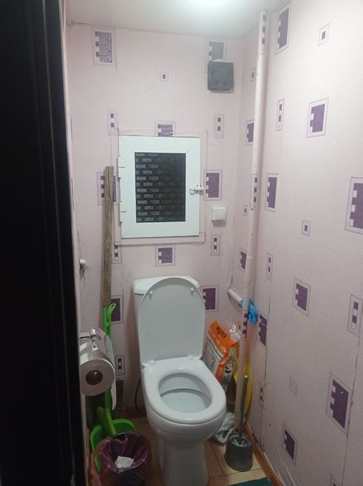 Юнусабад 12 квартал. Продается квартира 3/2/4