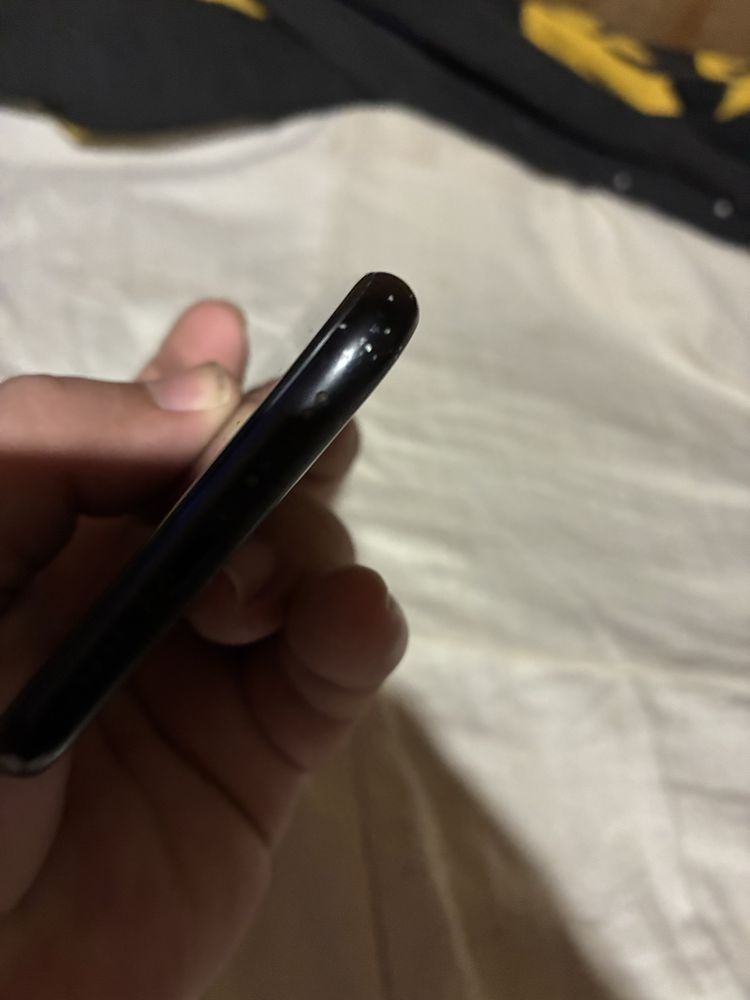 iphone XR 64 gb черен