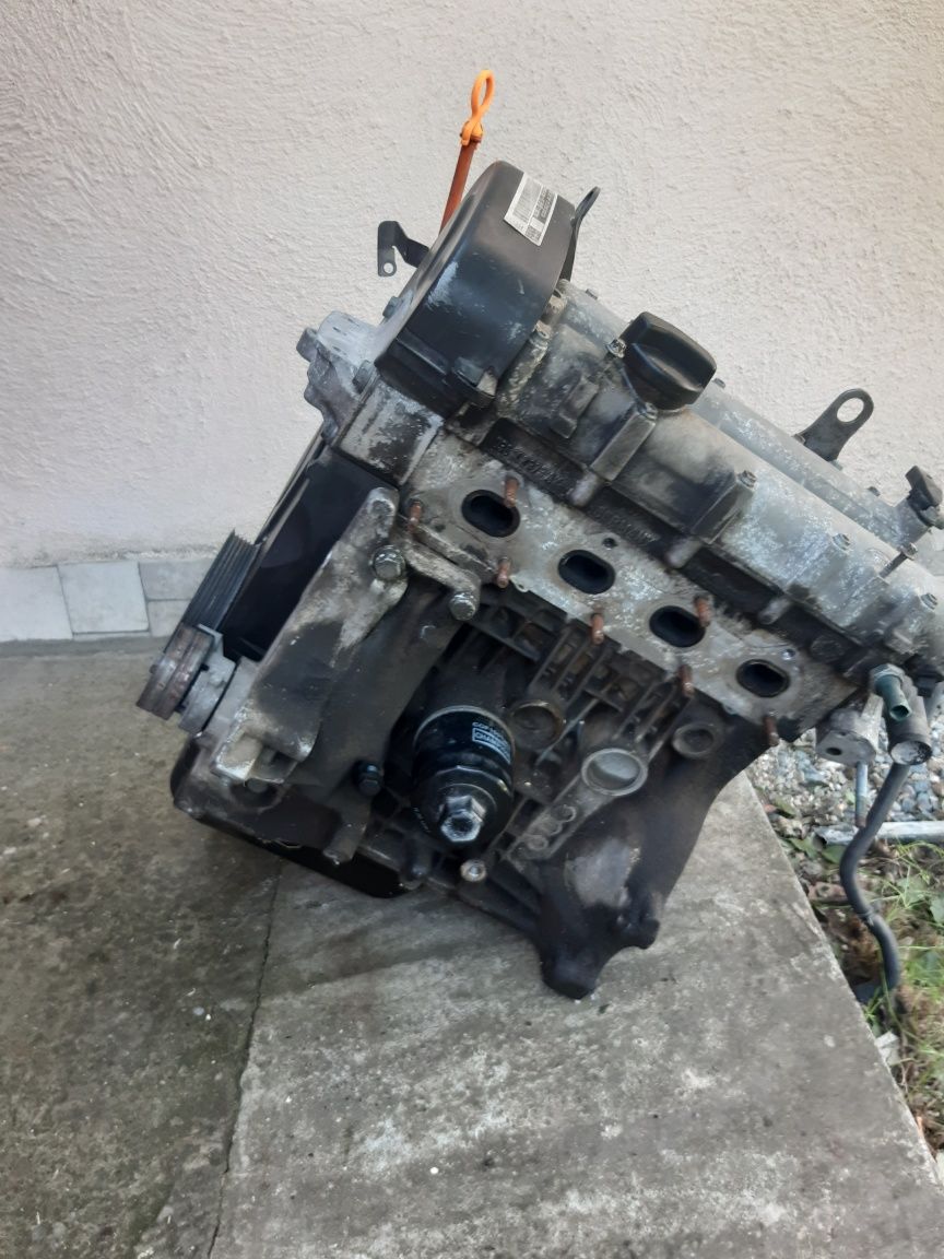 Vând motor benzina Skoda Fabia 1.4 AUA