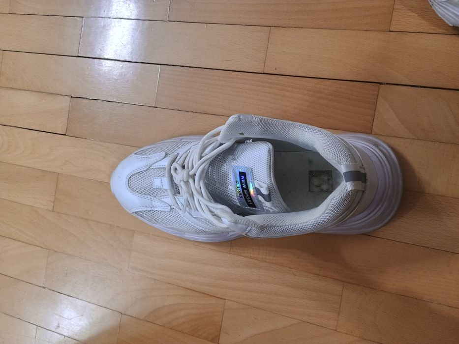 Спортни маратонки