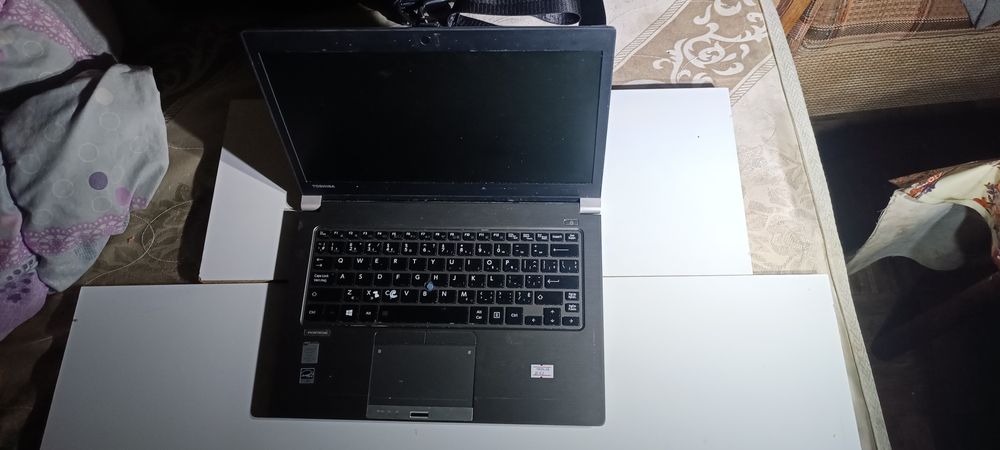 Ноутбук Toshiba charger
