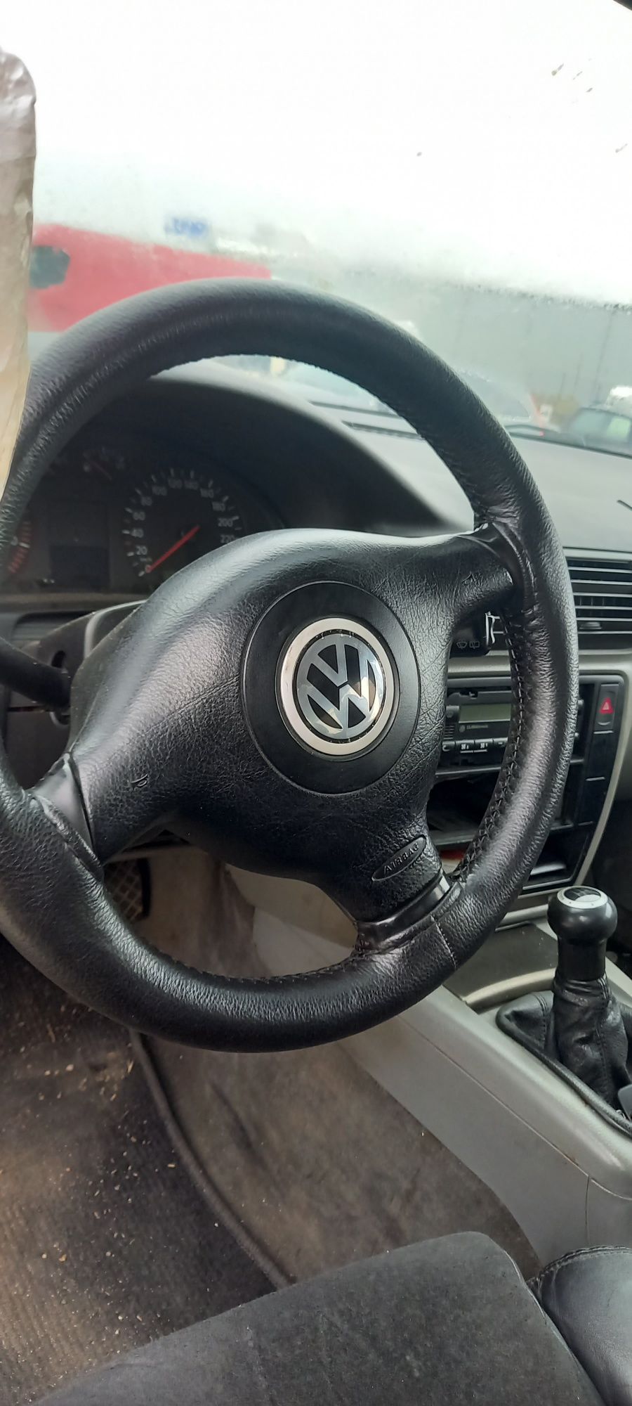 Пасат б 5,Passat b 5 1.9 116 к.с 99 На части