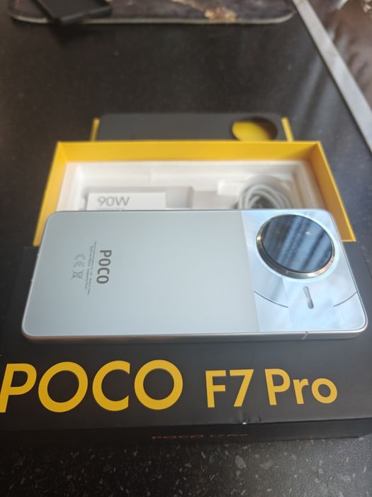 Poco F 7 Pro. 8 gen 3. 12/512.