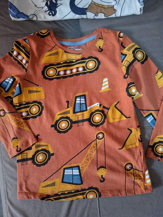 Детски лот памучни блузки 7бр плюс дънки с ластик 128 размер