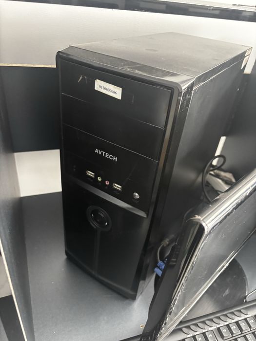 Авто смулятор сотилади