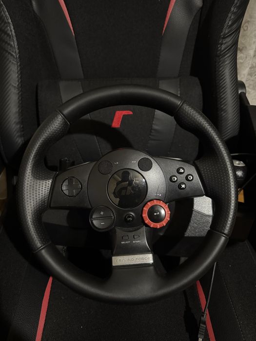 Волан с педали Logitech Driving Force GT