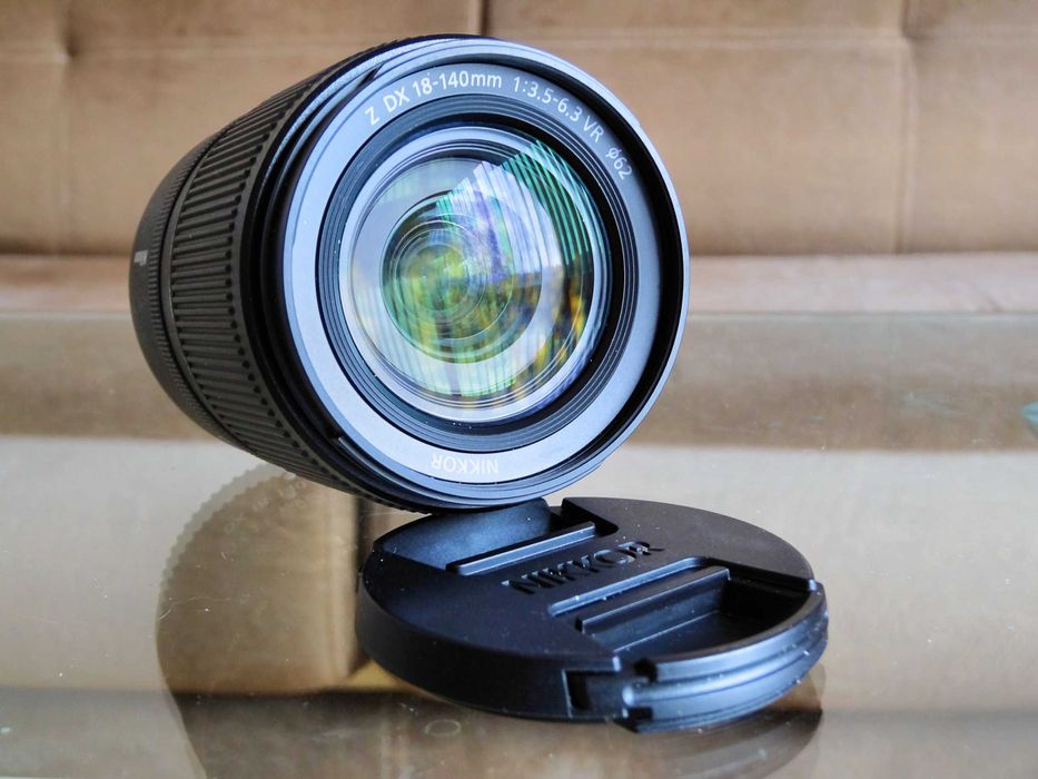 Безогледален Nikon Zf-c - перфектен, с обективи и екстри