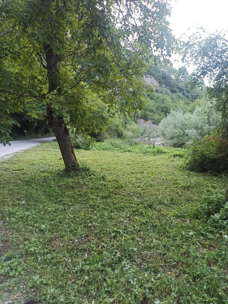 Продава се Парцел в Тетевен - 600 кв.м за 17 €/кв.м - Снимка #1