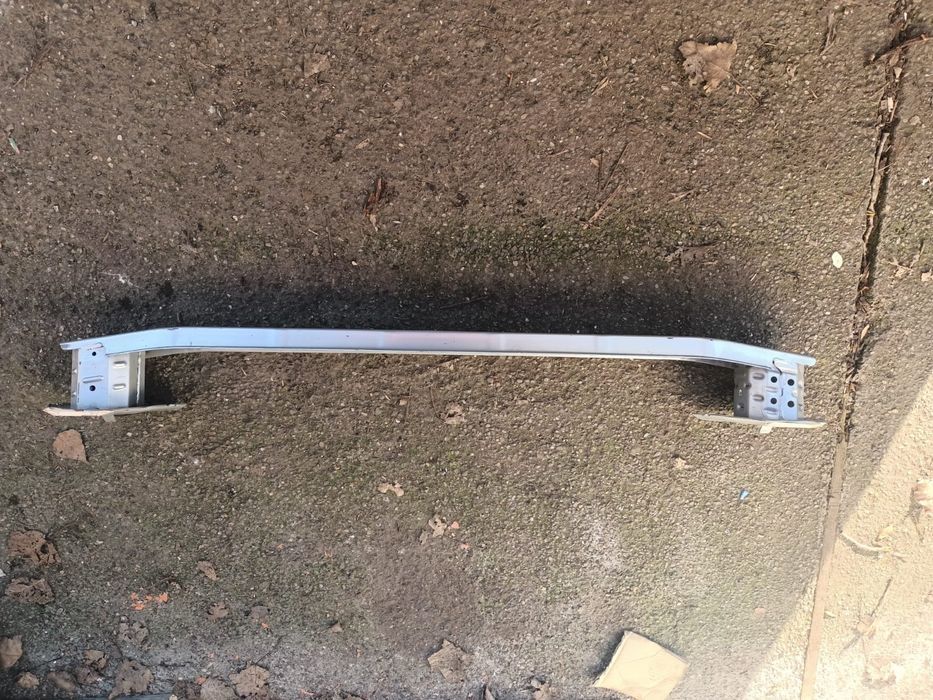 Armatura/Intaritura Spate Toyota Corolla E21 Sedan/Hatchback