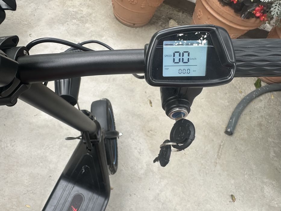 Scuter electric