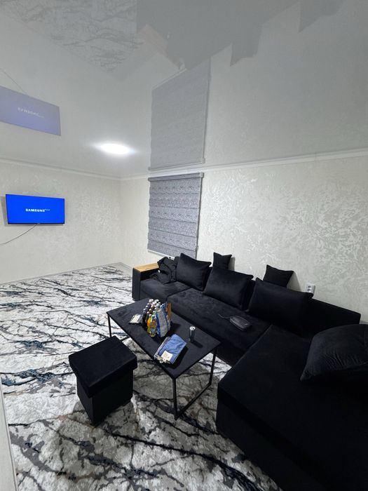 Срочно Продаеться 1-комнатная квартира в городе Чирчике районе Октябрь