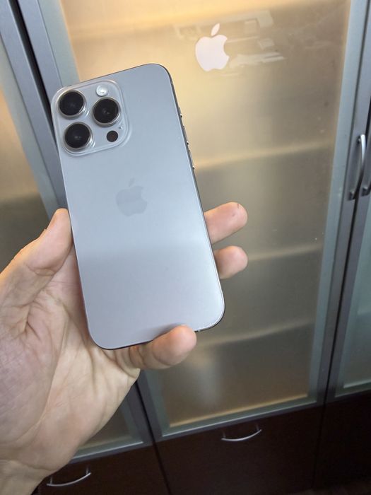 Vand Iphone 15 Pro 128Gb