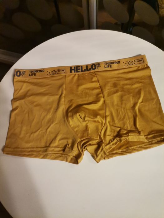 Vand boxeri pentru bărbați