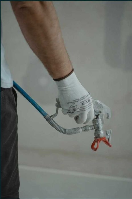 zugraveli interioare mecanizate(,parchet si mocheta lipita