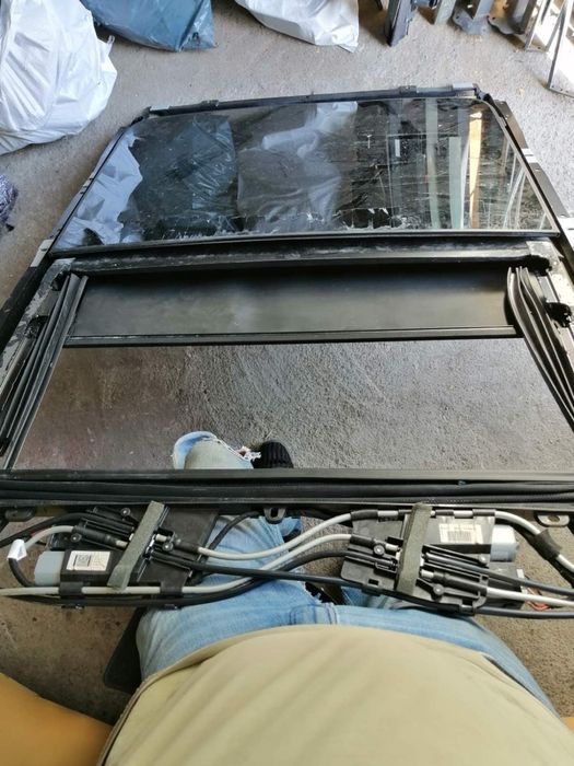 Jeep Grand Cherokee WK2 ляв фар и панорама