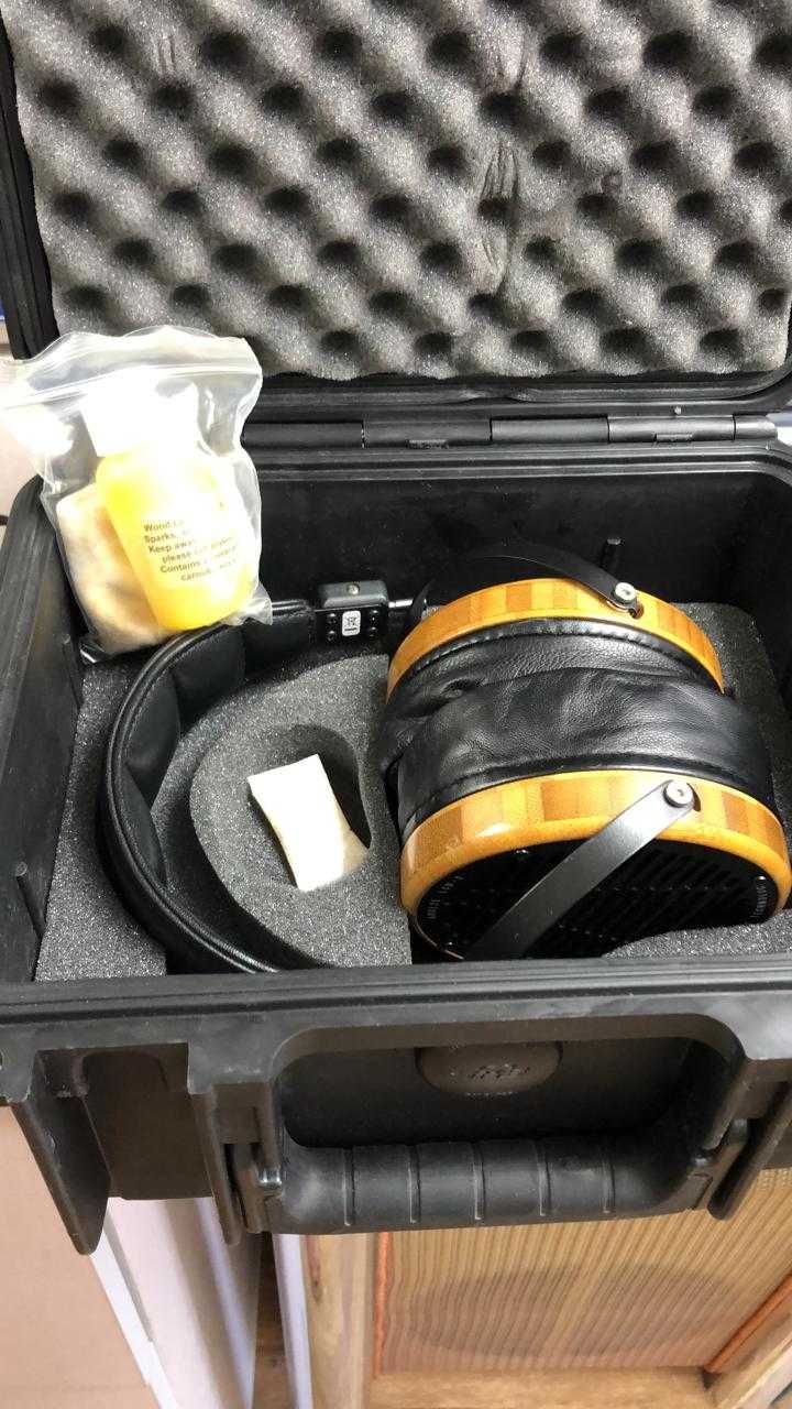 Audeze LCD2 наушники