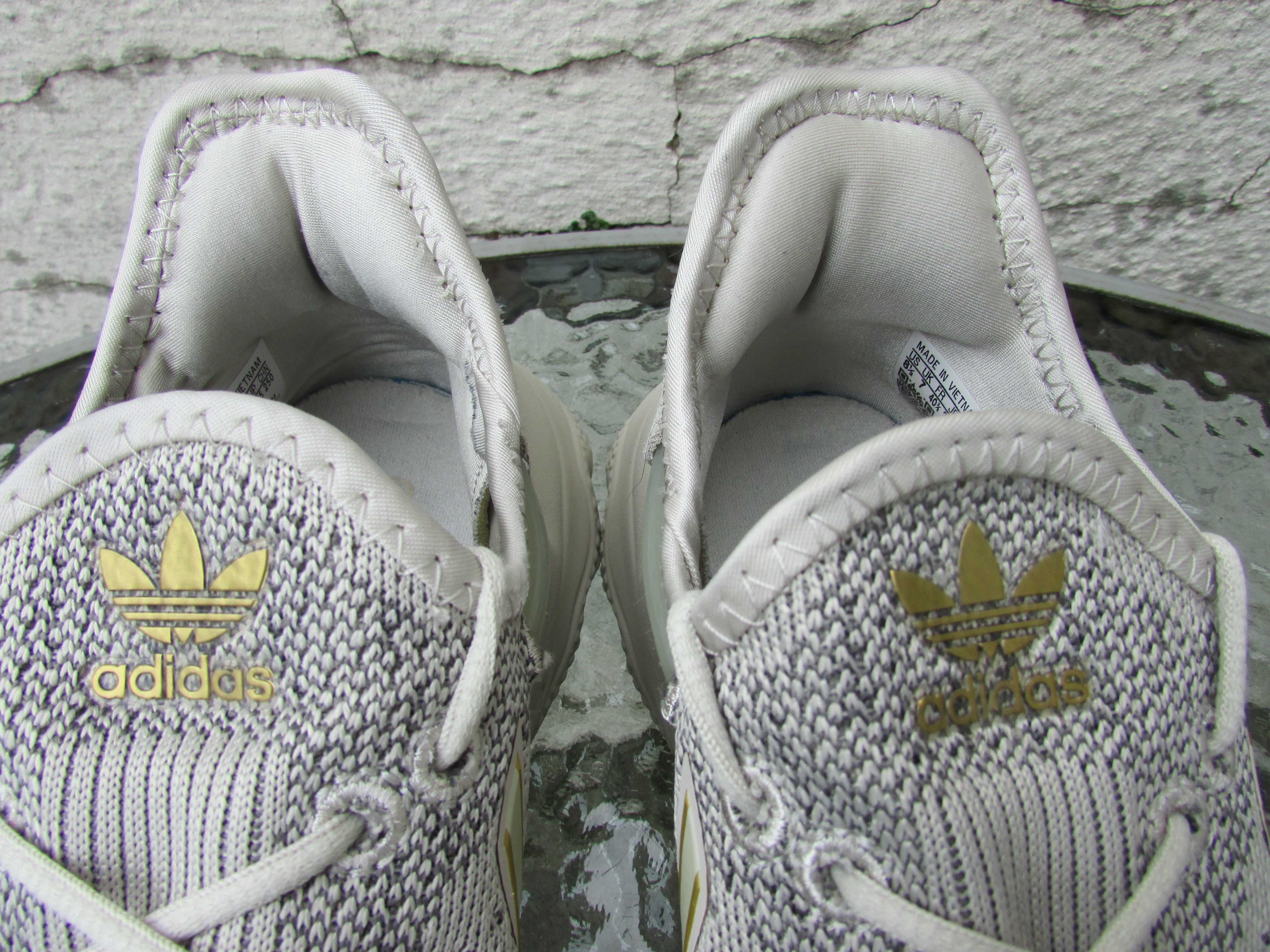 Дамски маратонки Adidas Ozweego Knit