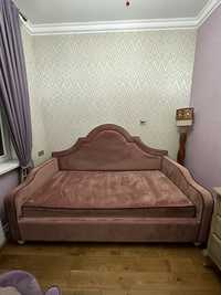 Продается диван кровать в идеальном состоянии