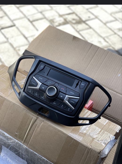 Магнитола Lada Vesta