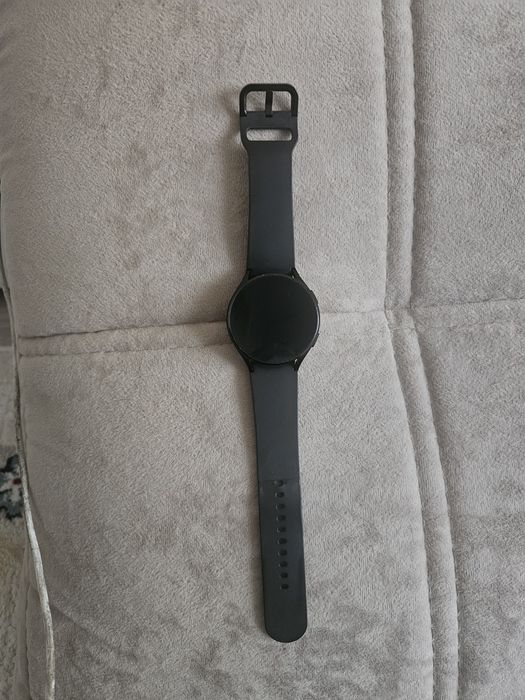 Продаю samsung galaxy watch 4 black оригинал