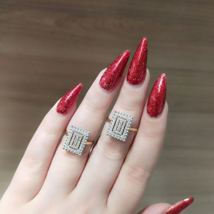 Золотое красивое кольцо Золото 585  Есть доставка.