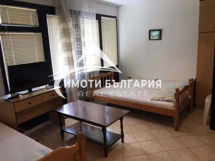 Къща  на четири етажа  в гр. Свети Влас