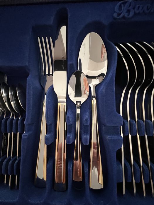 Set tacamuri 24 piese