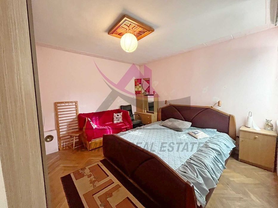 Дава се под наем Двустаен апартамент в Варна, Лятно кино Тракия - 65 кв.м за 409 € - Снимка #2