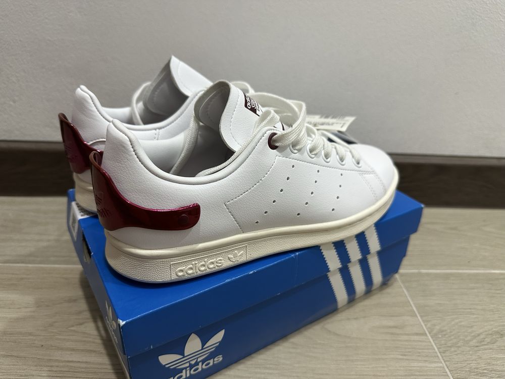 Кецове adidas дамски - чисто нови