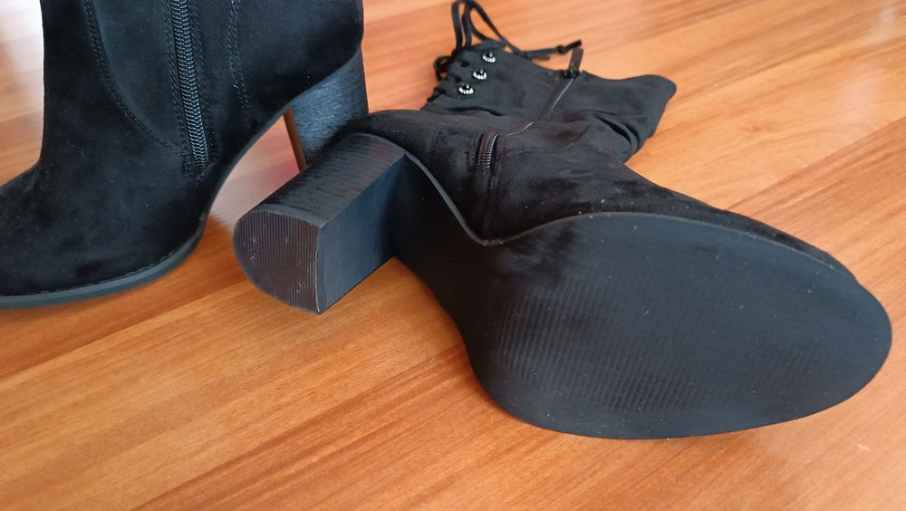 НОВИ!Дамски боти велурени