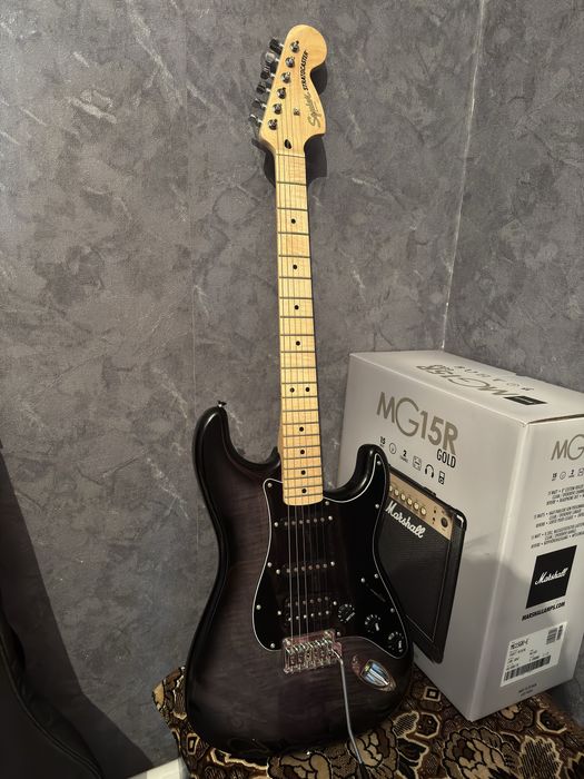 Squier электрогитара affinity series maple fingerboard burst