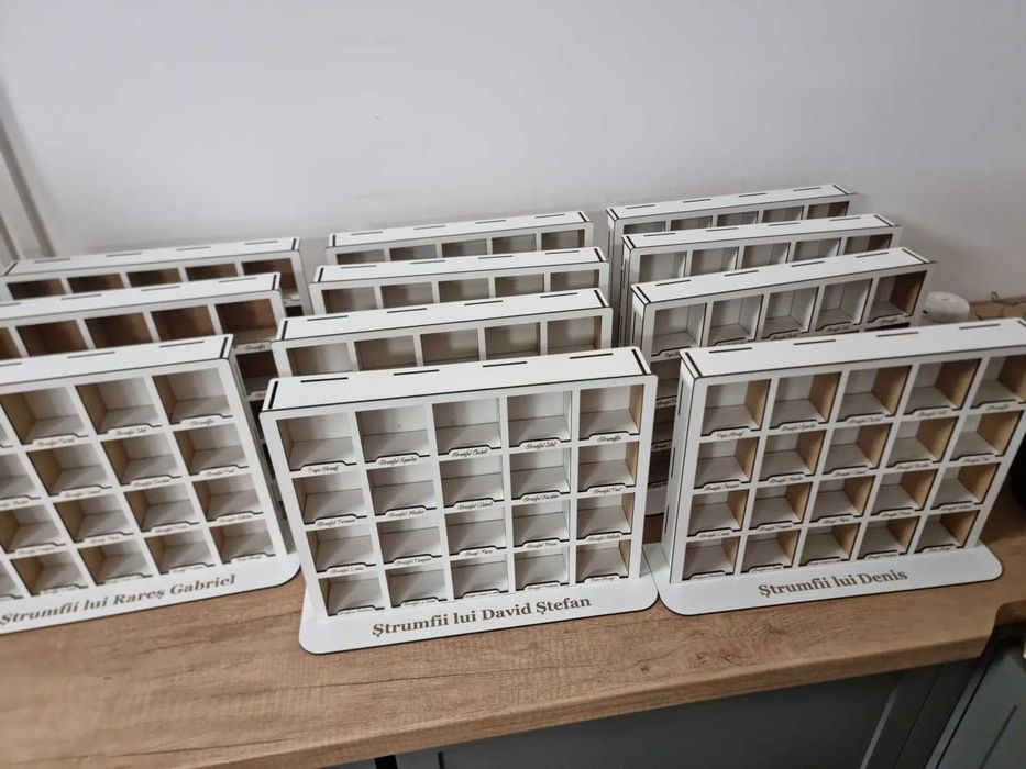 Casuta strumfi personalizata sau standard