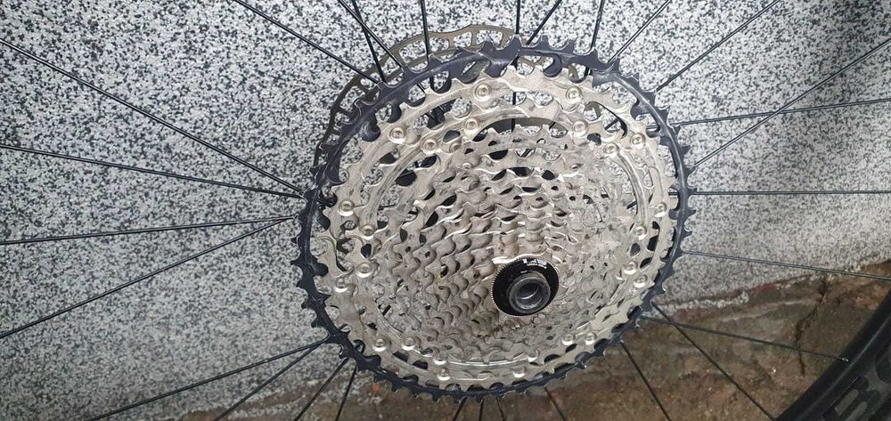 Roti MTB/cross-country carbon 29" Bontrager KoveeElite30 boost TLR 12s