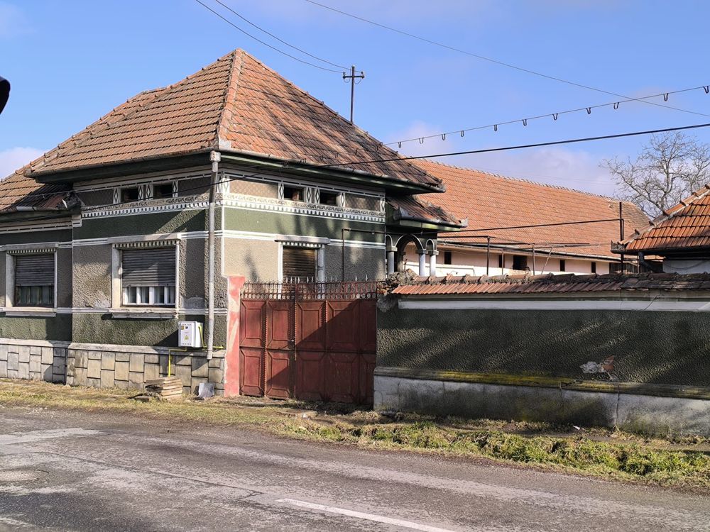 Casa 319mp + teren de vanzare