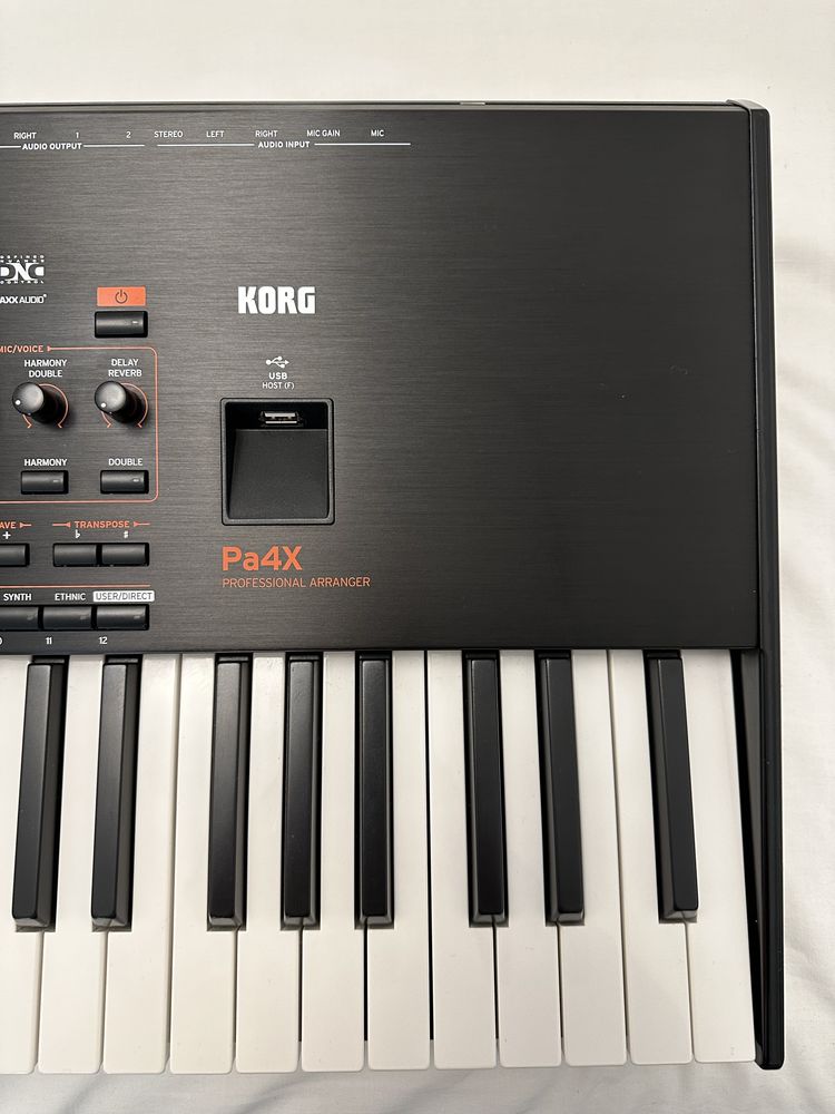 Korg pa4 76 ca si nou