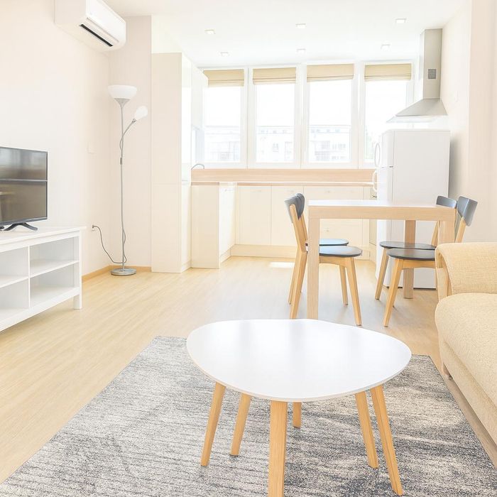 Дава се под наем Тристаен апартамент в Пловдив, Център - 70 кв.м за 600 € - Снимка #1