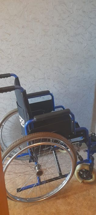 Продам коляску для инвалидов