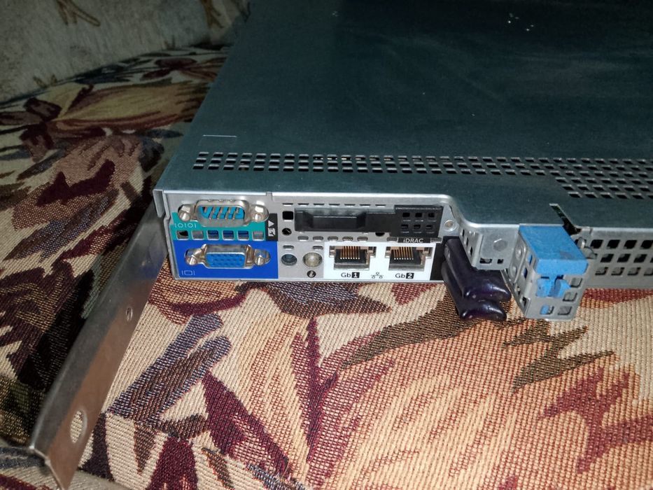 Продам сервер, б/у