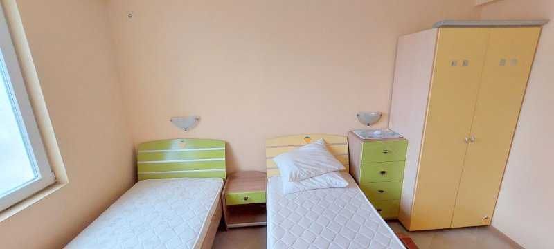 Продава се Тристаен апартамент в к.к. Слънчев бряг - 83 кв.м за 1103 €/кв.м - Снимка #4