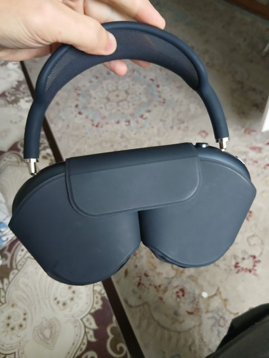 Пррдается Airpods pro max
