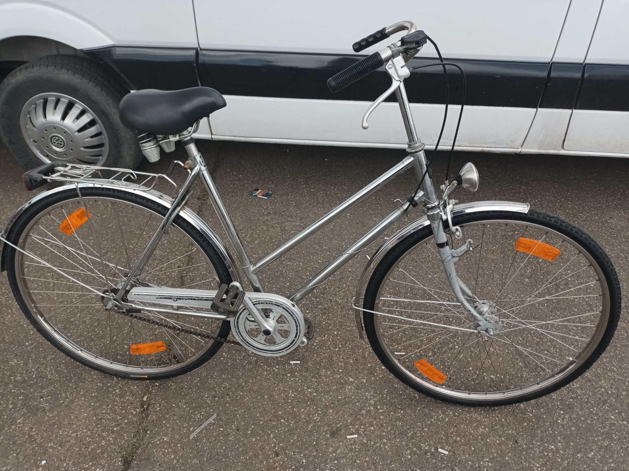 Vând bicicleta pe 28 din inox