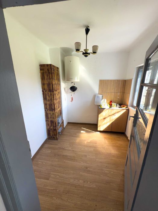 Casă de vânzare în Roșiorii de Vede – zonă centrală, str. 1 Decembrie