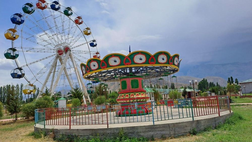 Истирохат боги ва аттракционлар