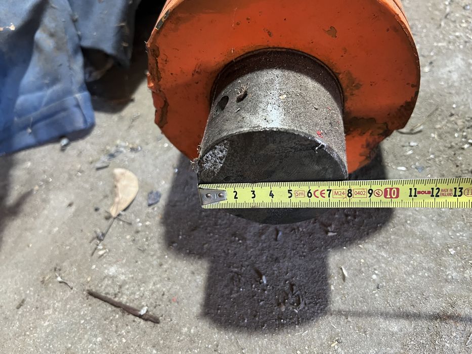 Cilindru hidraulic spargator lemne